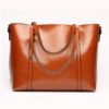 Leather handbags comfortable in front of the Women's oil pocket Cross body bag - Image 7