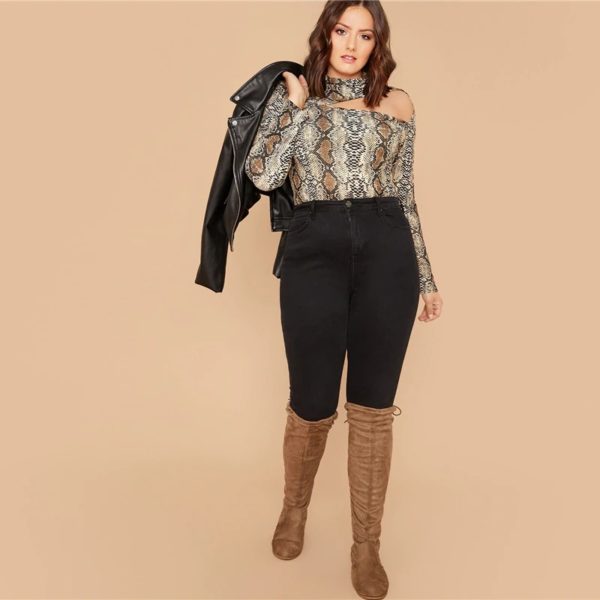 Plus Size Mock-Neck Cut Out Snakeskin Print Stretchy Sexy T-shirts - Image 5