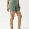Elastic Pure Color Short Yoga Pants - Image 5