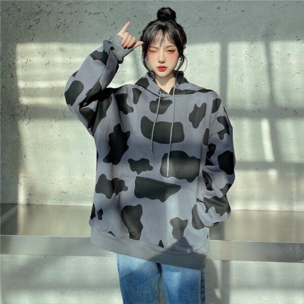 Cow Print Long-Sleeved Hooded Pullover Sweatshirt - Image 17