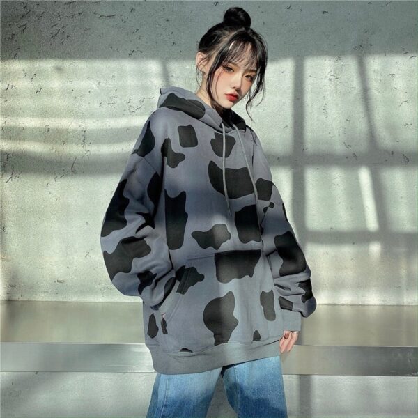 Cow Print Long-Sleeved Hooded Pullover Sweatshirt - Image 19