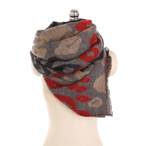 Ethnic Style Leopard Woolen Blending Warm Breathable Sunscreen Scarf - Image 6