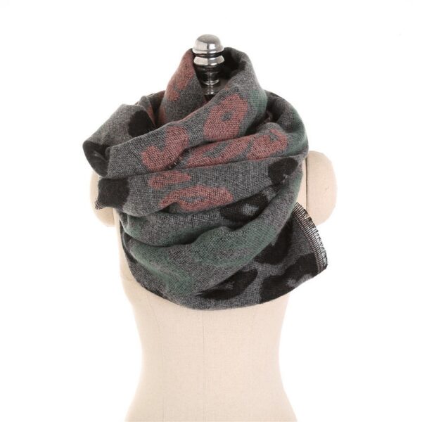 Ethnic Style Leopard Woolen Blending Warm Breathable Sunscreen Scarf - Image 9