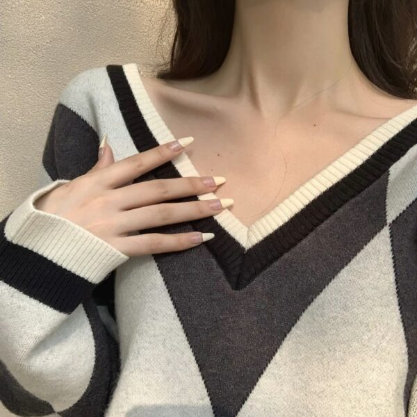 V-Neck Long Sleeve Mid-Length Sweater - Image 3