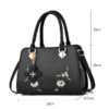 Fashion Small fresh embroidered small square bag