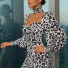 Jewel Neck Zipper Long Sleeves Printed Semi Dress - Image 4