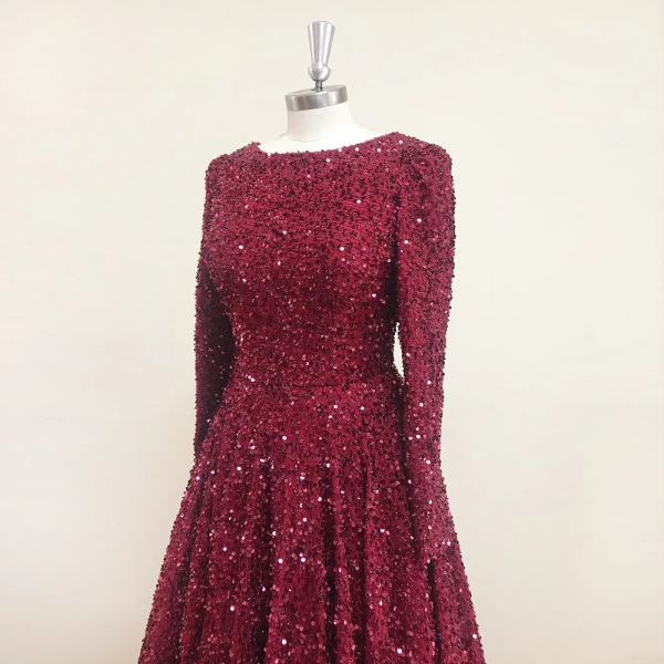 Elegant Round Neck Feather Sequin Evening Party Dress - Image 9