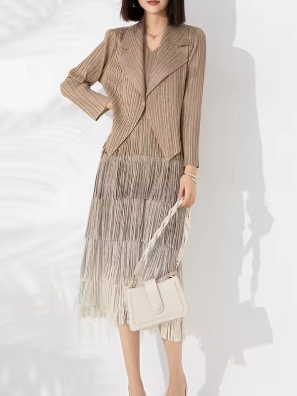 Boutique Pleated Style Large Gradient Overlay with Tassel Suit Small Coat Two Pieces Dress - Image 4