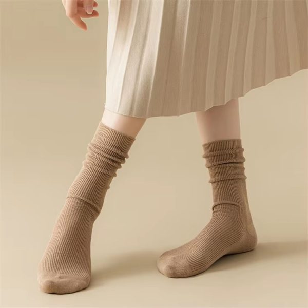 Casual Simple Solid Color Warm Middle Tube Cotton Socks - Image 3