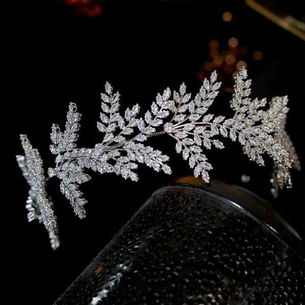 Crystal Leaf Bridal Crown Tiaras Hair Accessories Wedding Hair Band - Image 10