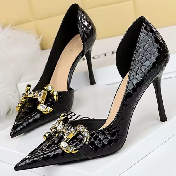 Luxury Designer Metal Chain Buckle High Heels Stiletto Prom Shoes - Image 5