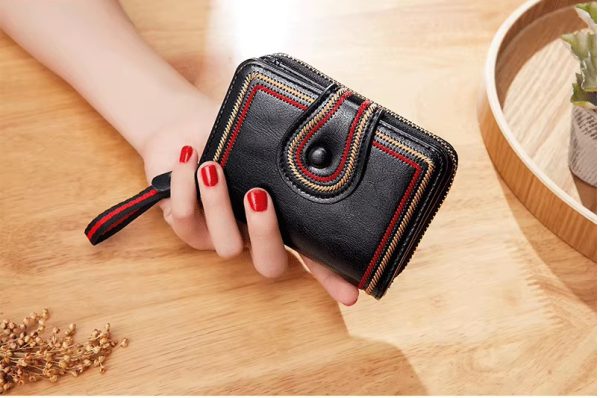 Oil Wax Pu Leather Closure Hasp Card Holder Wallet - Image 2