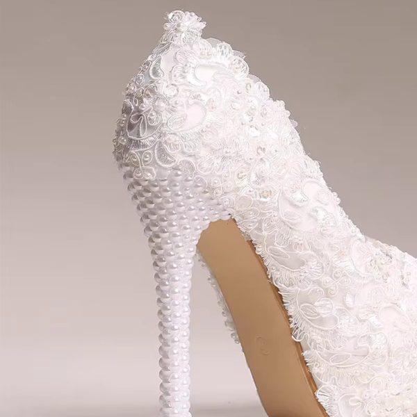 Luxury White Lace Pearl Pattern Pointed Toe Bridal Platform Stiletto High Heel Shoes - Image 2