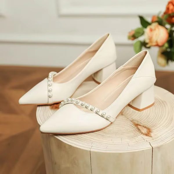 Pearl Pattern Shallow With Medium Heels Pointed Toe Bride Shoe - Image 9