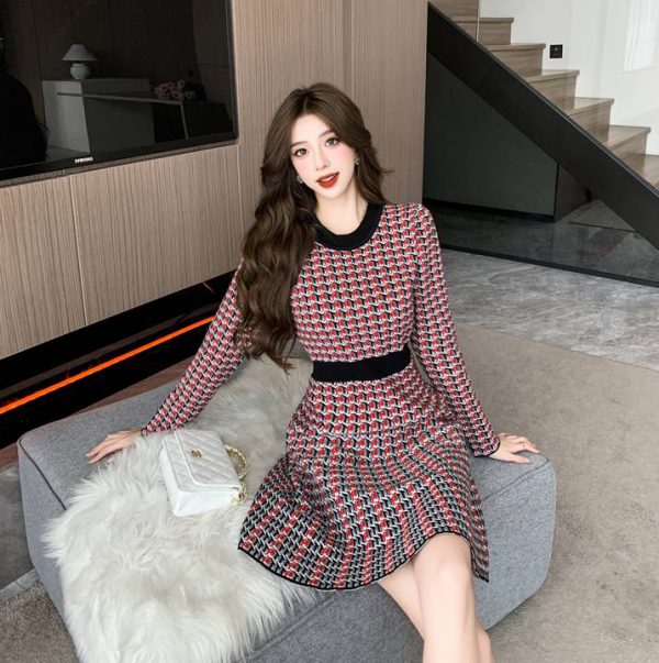 Chic Bird Check Waist Slimming Knitted Sweater Dress - Image 3