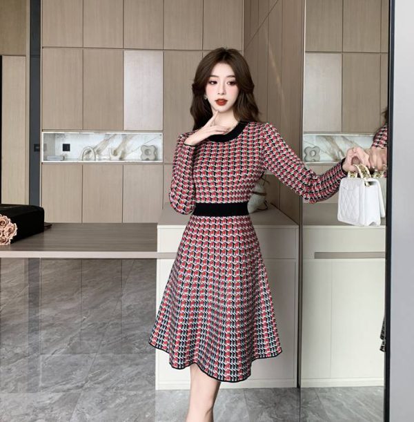 Chic Bird Check Waist Slimming Knitted Sweater Dress - Image 4