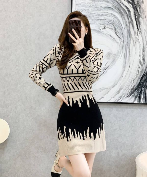 Elegant Geometric Pattern Knitted Slim Fit Sweater Dress - Image 4