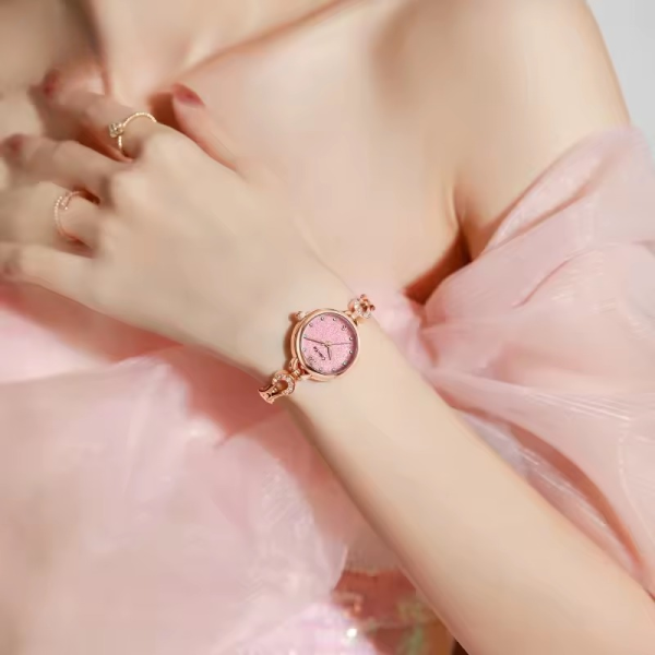 Elegant Small Round Dial Hidden Clasp Wristwatch Jewelry Gift Sets