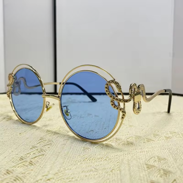 Vintage Round Metal Hollow Frame Gradient Retro Outdoor Sunglasses - Image 6