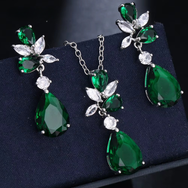 Elegant Statement Waterdrop Shape Design Wedding Party Jewelry Set - Image 3