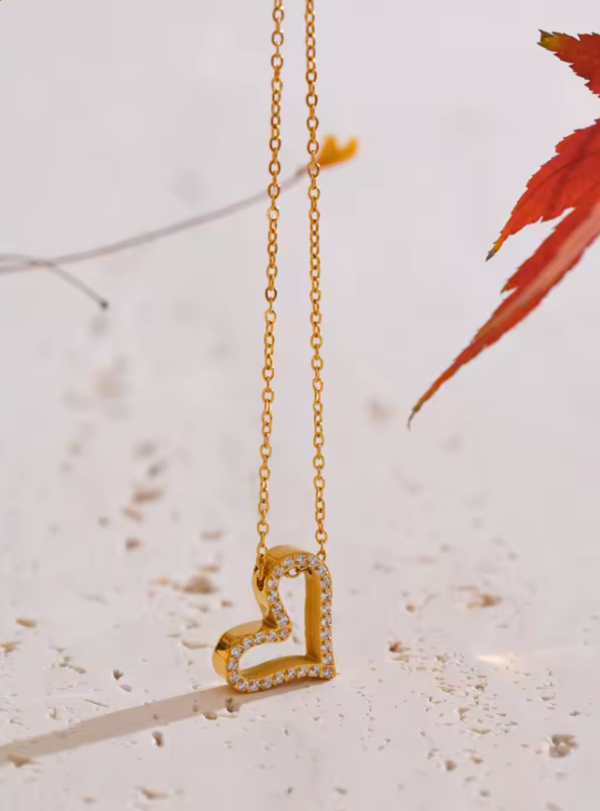 Exquisite Zircon Heart Love Romantic Valentine's Day Necklace - Image 2