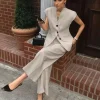 Elegant V-neck Polyester Vest And Wide Sleeveless Two-Piece Suit - Image 3