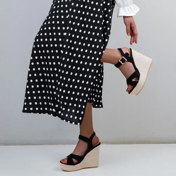 Casual Gladiator Solid Buckle Strap Wedge Sandals