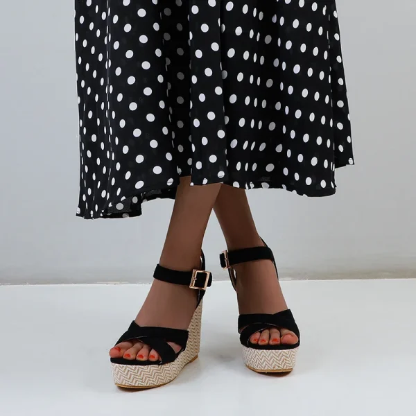 Casual Gladiator Solid Buckle Strap Wedge Sandals - Image 3