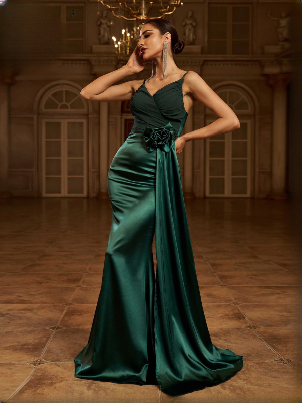 Luxury V-Neck Spaghetti Strap Panel Sleeveless Mermaid Draped Evening Party Maxi Dress - Image 2