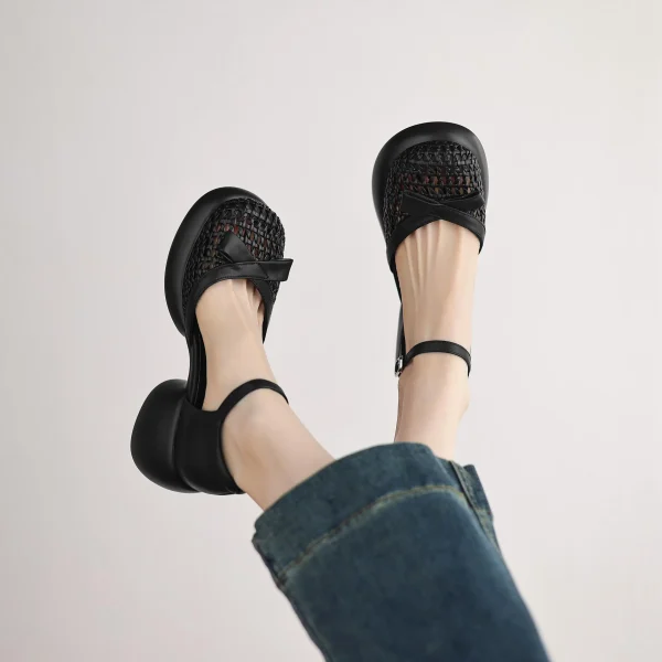 Butterfly-knot Straw Weaving Round Toe Thick Bottom Breathable Sandals - Image 16
