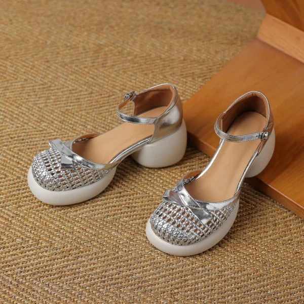 Butterfly-knot Straw Weaving Round Toe Thick Bottom Breathable Sandals - Image 14