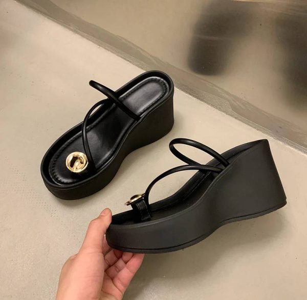 Casual Beach Style Platform Wedges Flip Flop Clip Toe Heel Sandal - Image 5