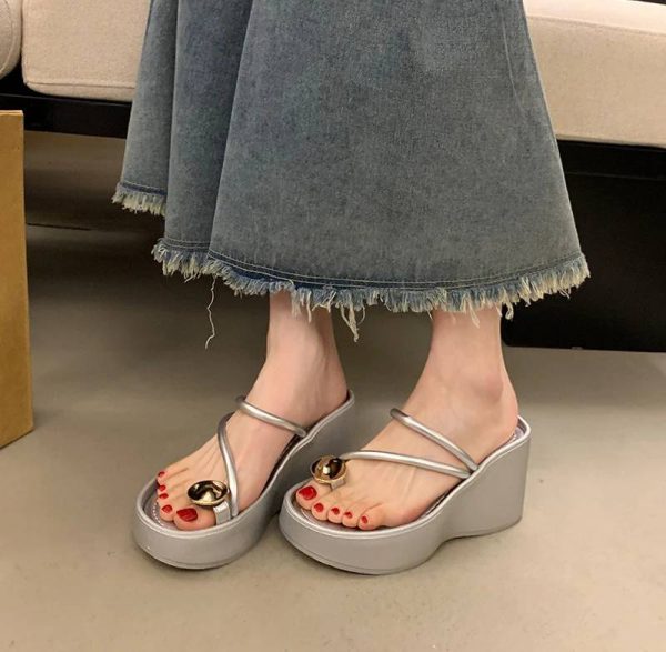 Casual Beach Style Platform Wedges Flip Flop Clip Toe Heel Sandal - Image 15