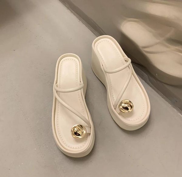 Casual Beach Style Platform Wedges Flip Flop Clip Toe Heel Sandal - Image 11