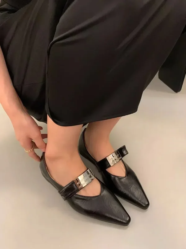 Casual Buckle Design Fine Plaid Leather Retro Pointed Toe Low-Heeled Shoes - Image 4