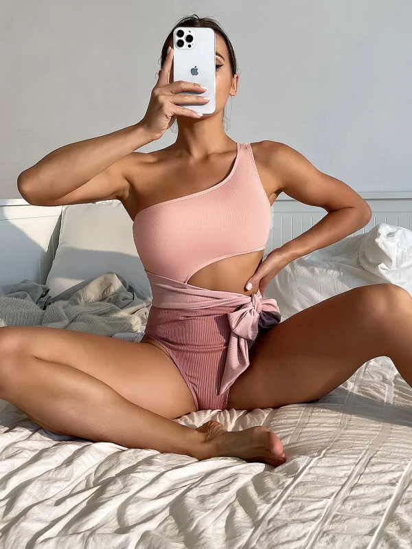 Casual One Shoulder Monochrome Patchwork One Piece Swimsuit - Image 2