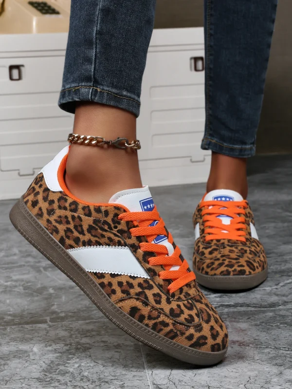 Classic Retro Walking Lace Up Non-Slip Running Shoes Sneakers