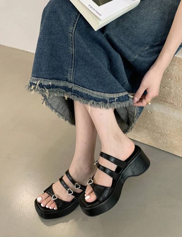 Crystal Decoration Street Style Platform High Heel Sandals - Image 4