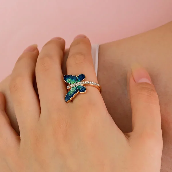 Elegant Butterfly Design  Shine Crystal Zinc Alloy Engagement Wedding Rings