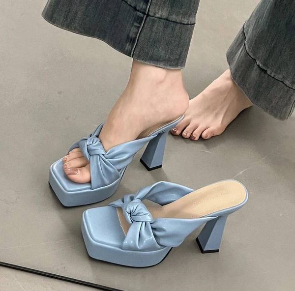Elegant Butterfly-knot Open Toe Platform Nightclub High Heel Sandals - Image 3