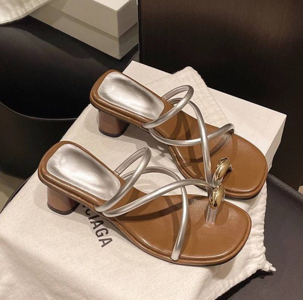 Elegant Rubber Metal Clip Toe Pull On Thick Square Heels Slide Sandal - Image 8