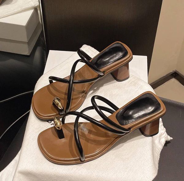 Elegant Rubber Metal Clip Toe Pull On Thick Square Heels Slide Sandal - Image 12