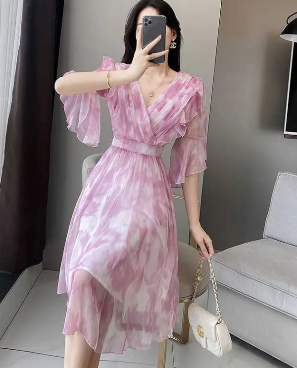 Elegant V-Neck Folds Ruffles Flare Sleeve Floral Loose Office Lady Midi Dress - Image 3
