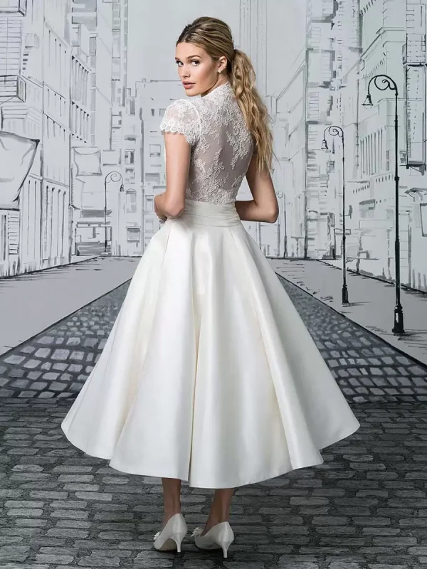 Elegant V-Neck Short Sleeves A-Line Tea-Length Bridal Dresses - Image 2