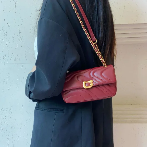 Exquisite Solid Genuine Leather Embroidered Chain Versatile Crossbody Shoulder Bag - Image 2