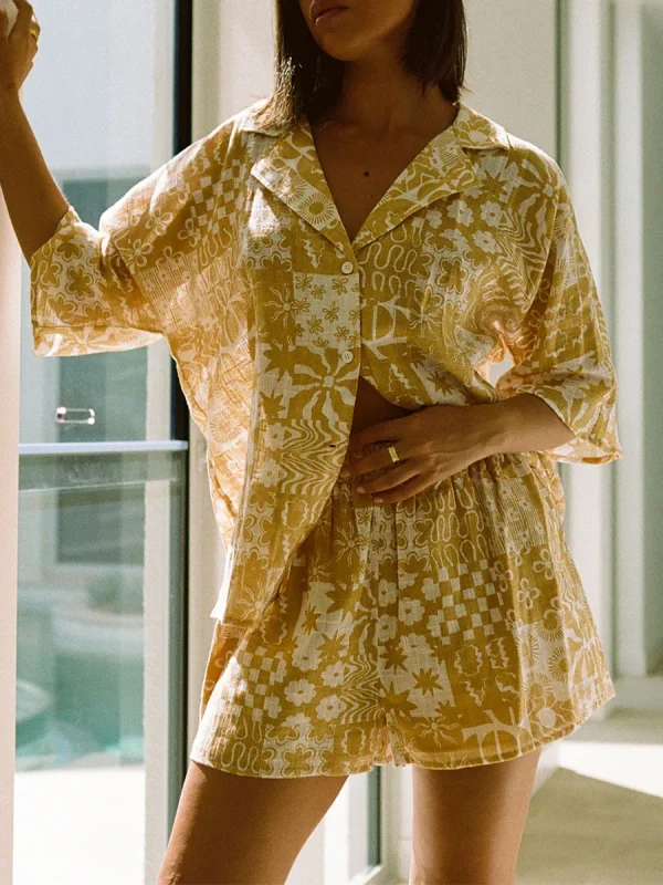 Flower Print Short Sleeve Shirt With Elastic Waist Shorts Set