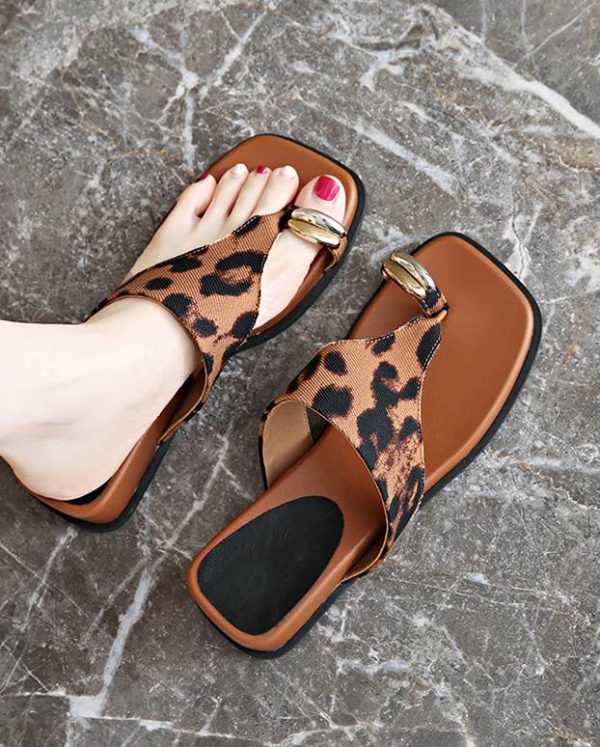 Casual Leather Flip Flops Wedge Walking Ring Toe Outdoor Beach Style Slippers - Image 4