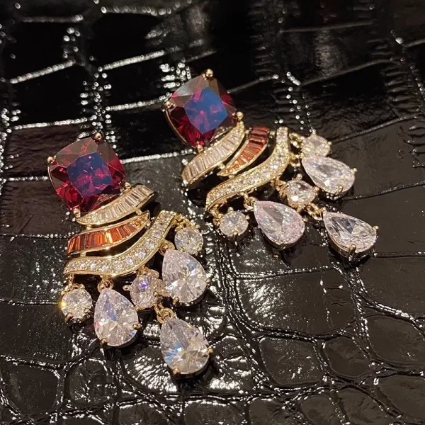 Luxury Copper Alloy Light Zircon Water Drop Tassel Metal Earrings - Image 6