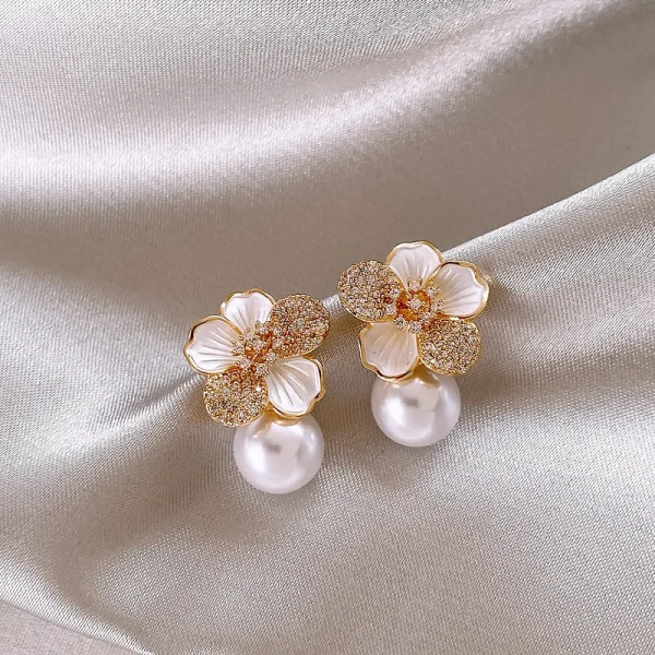 Luxury Light Plant Micro Zircon Enamel Copper Alloy Camellia Pearl Pendant Earrings - Image 4