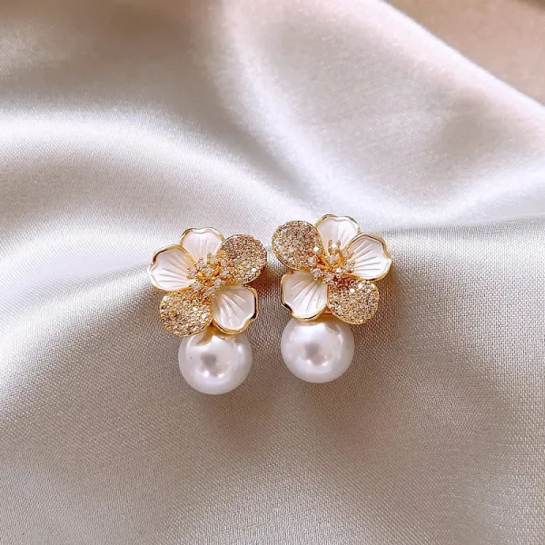 Luxury Light Plant Micro Zircon Enamel Copper Alloy Camellia Pearl Pendant Earrings - Image 5